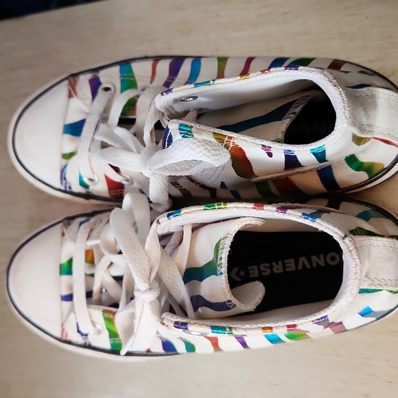 Like New Converse runners - Picture 5 of 8